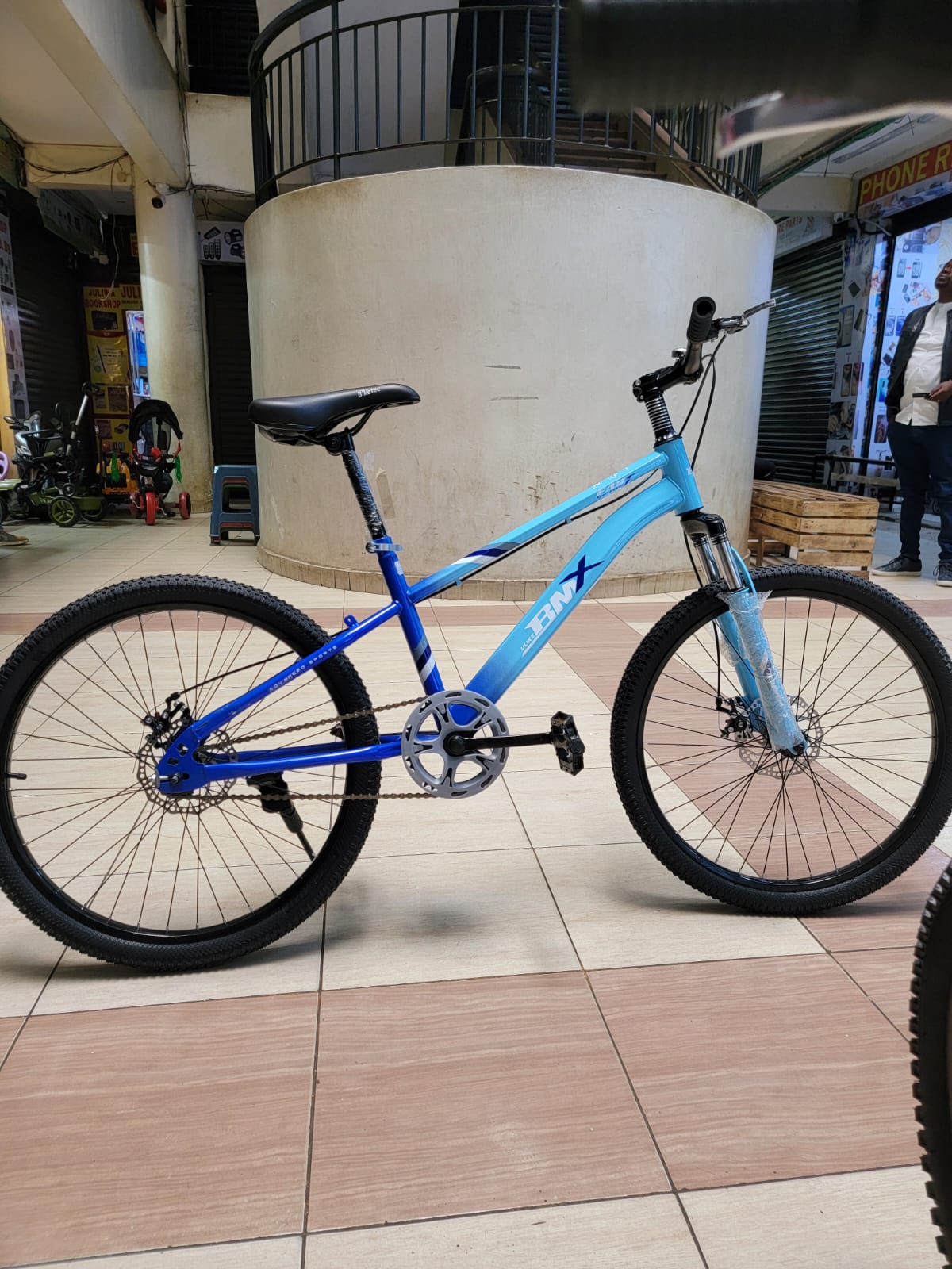 BMX 24-Inch Gearless Kids Mountain Bike Blue Gradient with Disc Brakes