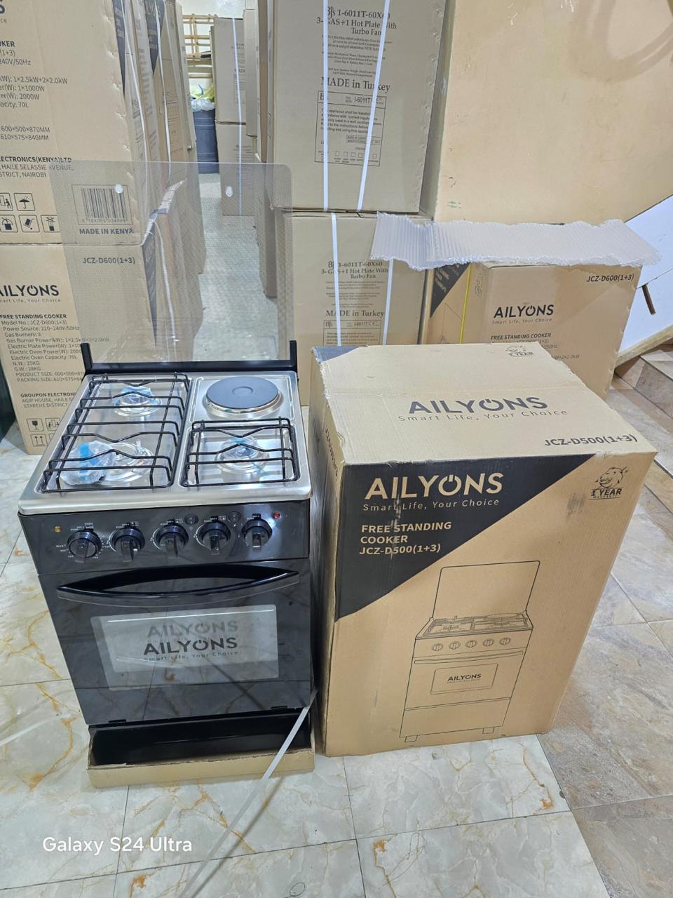 Ailyons 3-Gas + 1-Electric Free-Standing Cooker – Black