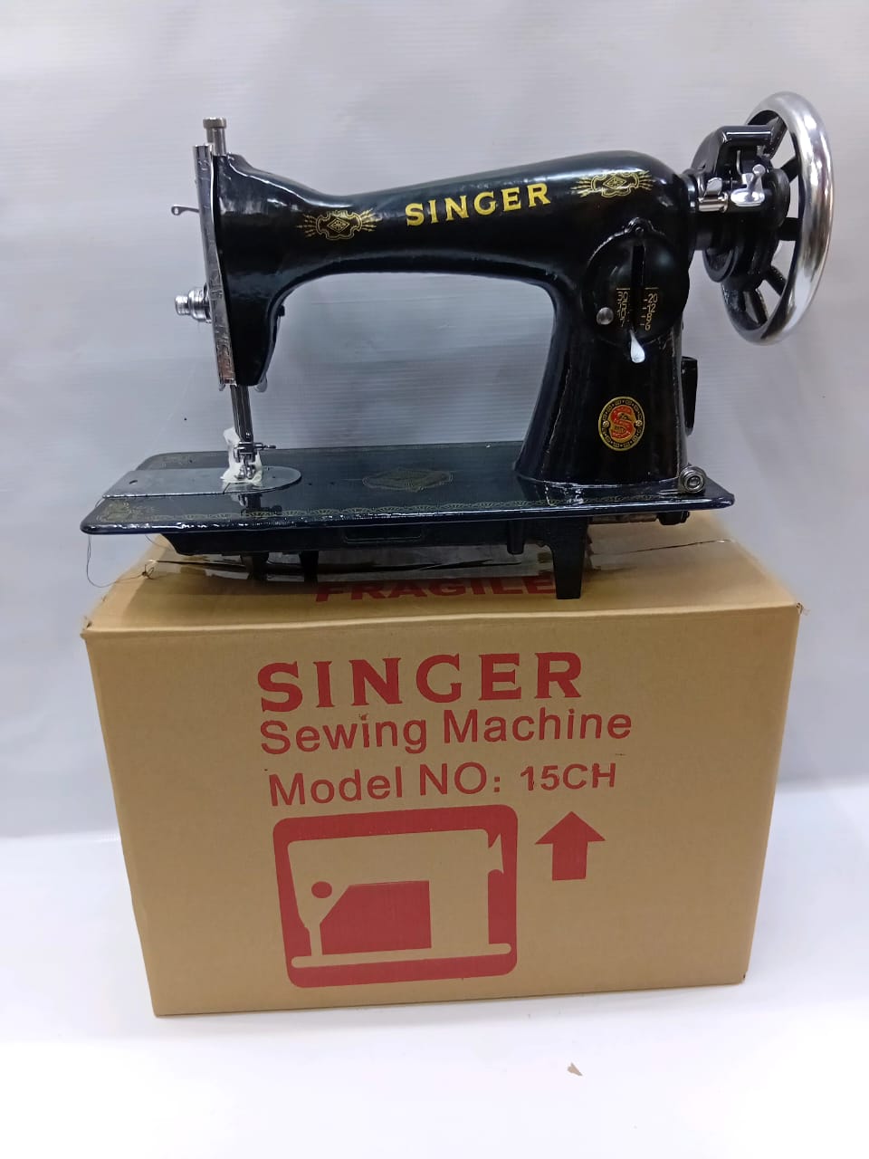 Singer Classic Manual Sewing Machine
