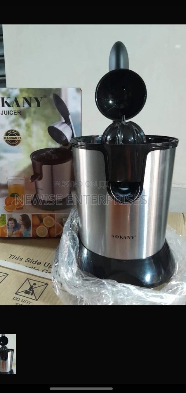 Citrus juicer