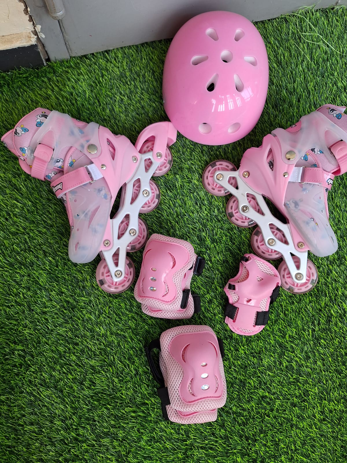 Kids Adjustable Roller Skate Shoes Complete Set – Helmet + Full Safety Guards