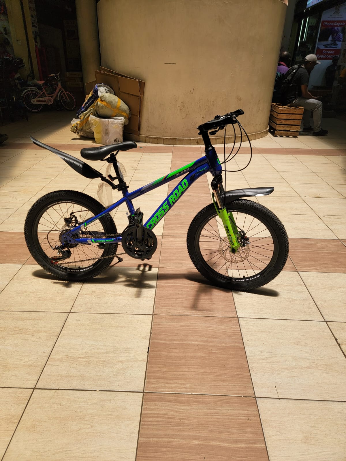 Cross Road size 20 Inch Kids Mountain Bike